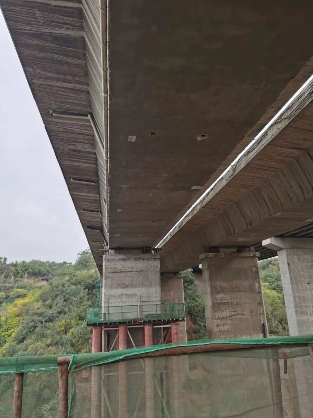 扬州桥梁加固前制定可行设计方案图并用对施工方法